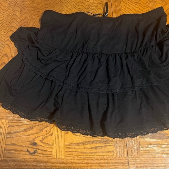 Cosmic Aura Lace-Up Ruffle Tiered Mini Skirt in Black Sz 3 Gothic Cross Charms - Picture 14 of 16
